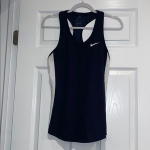 Nike dri-fit shirt size Small
